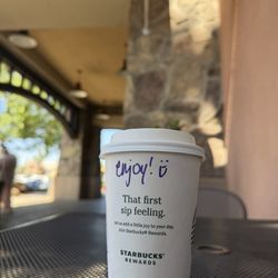 Starbucks - La Mika saludos