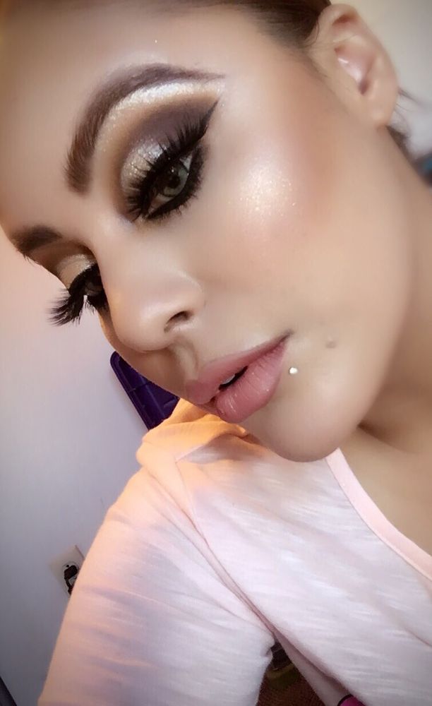 Carrasco Artistry Logo