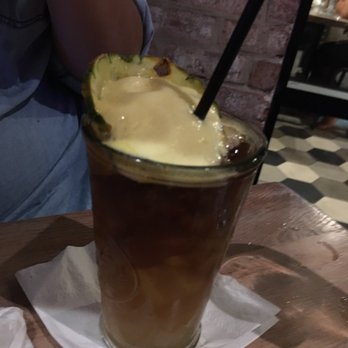 Moku Kitchen - Mai tai - Cocktail Bars Near Me - Honolulu, Hawaii