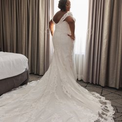 The Curvy Bride