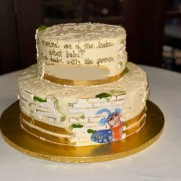 Labyrinth theme cake. Blurred out a name but it says"You remind me of the babe. What babe? The babe with the power."