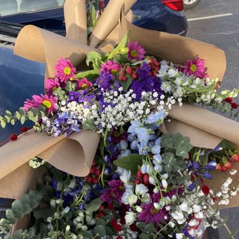 Orlando Flower Market - My bouquet to give out - Florists Near Me - Orlando, Florida Orlando Flower Market - My bouquet to give out - Florists Near Me - Orlando, Florida