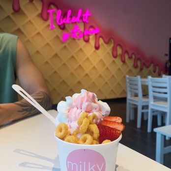 Milky Cereal Bar - Pretty in Pink - Ice Cream & Frozen Yogurt Near Me - Kapolei, Hawaii Milky Cereal Bar - Pretty in Pink - Ice Cream & Frozen Yogurt Near Me - Kapolei, Hawaii