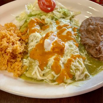 El Castillo - 10. Green Enchiladas Lunch Plate - Tex-Mex Near Me - San Antonio, Texas El Castillo - 10. Green Enchiladas Lunch Plate - Tex-Mex Near Me - San Antonio, Texas