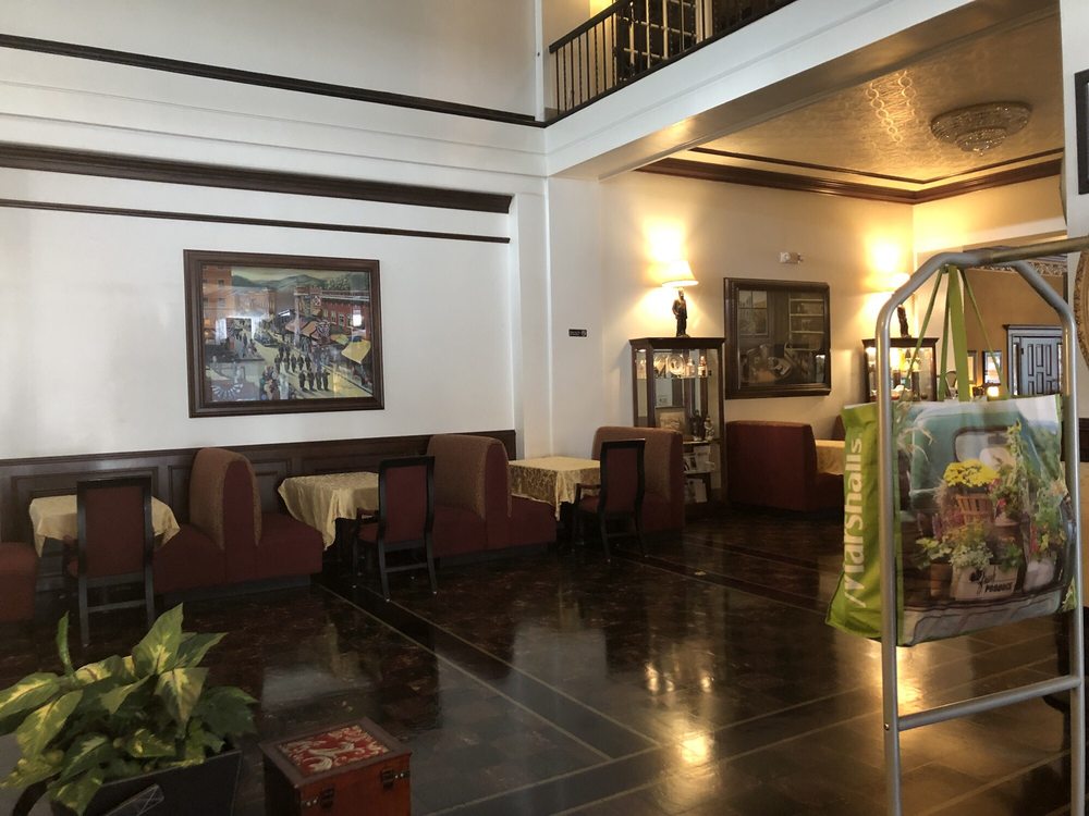 MOUNTAINEER HOTEL 36 Photos Hotels 31 E 2nd Ave, Williamson, WV