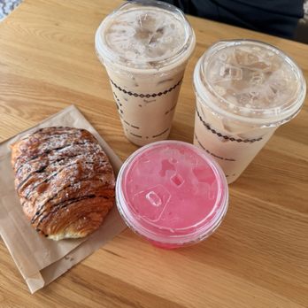 Tierra Mia Coffee - Chocolate croissant, Dragonfruit lemonade, vanilla and horchata latte (large) - Coffee & Tea Near Me - Anaheim, California Tierra Mia Coffee - Chocolate croissant, Dragonfruit lemonade, vanilla and horchata latte (large) - Coffee & Tea Near Me - Anaheim, California