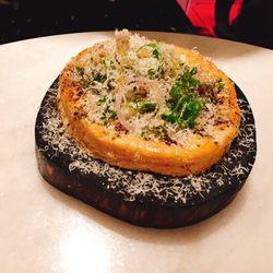 Le Nom - Onion pie