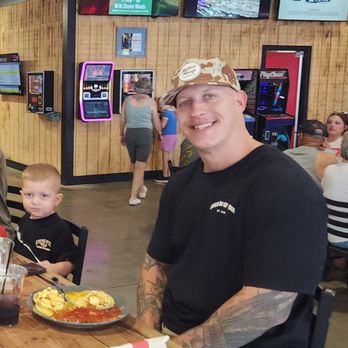 P-Dubs Brew Pub - Pubs Near Me - Tehachapi, California