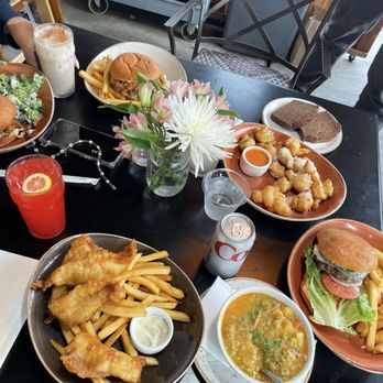 Golden Gate Bistro - Breakfast & Brunch Near Me - Richmond, California
