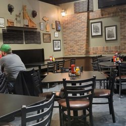 Peterlin's Restaurant & Bar - Peterlins