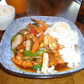 Thaitastic Thai Cuisine - Cashew w/shrimp - Thai Near Me - Ashburn, Virginia Thaitastic Thai Cuisine - Cashew w/shrimp - Thai Near Me - Ashburn, Virginia