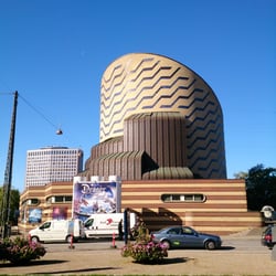 Planetariets trappe - Basking in the sun.