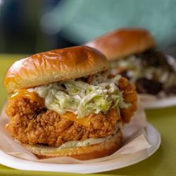 Cosmos Burger Carlsbad - The chicken sandwich
