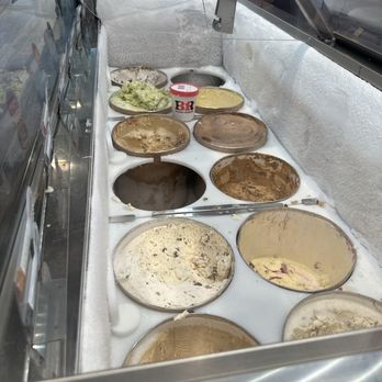 Baskin-Robbins - Life creamin - Ice Cream & Frozen Yogurt Near Me - Riverside, California
