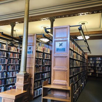 Hoyt Public Library - Fiction Section - Libraries Near Me - Saginaw, Michigan