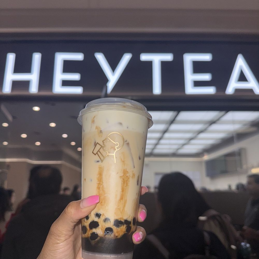 HeyTea - Milk tea - Bubble Tea Near Me - Tysons, Virginia HeyTea - Milk tea - Bubble Tea Near Me - Tysons, Virginia