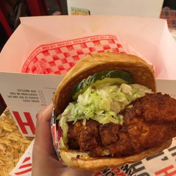 Howlin' Ray's - Huge piece of chicken in the sando! It stuck out of the other side of the bun too - Southern Near Me - Los Angeles, California Howlin' Ray's - Huge piece of chicken in the sando! It stuck out of the other side of the bun too - Southern Near Me - Los Angeles, California