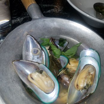 Thai at Laurel - Green mussels ...just ok - Thai Near Me - Laurel, Maryland