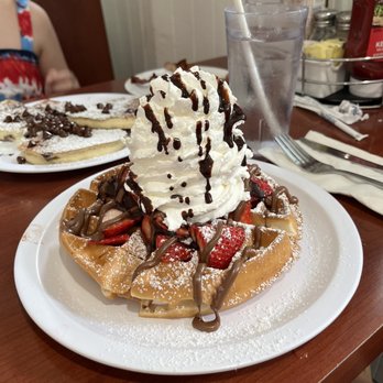 Eggs 'n Things - Waikiki Beach Eggspress - Fresh Strawberry Nutella Mochi Waffle w/ Whipped Cream and Chocolate Sauce - Breakfast & Brunch Near Me - Honolulu, Hawaii Eggs 'n Things - Waikiki Beach Eggspress - Fresh Strawberry Nutella Mochi Waffle w/ Whipped Cream and Chocolate Sauce - Breakfast & Brunch Near Me - Honolulu, Hawaii