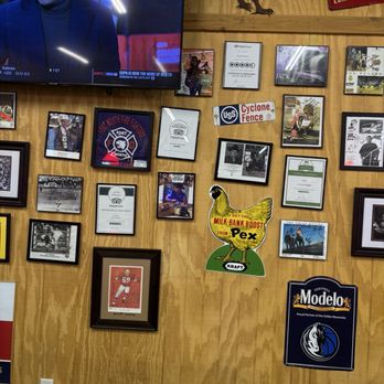 Grumps Burgers - Trip Advisor certificates of excellence - Burgers Near Me - River Oaks, Texas Grumps Burgers - Trip Advisor certificates of excellence - Burgers Near Me - River Oaks, Texas