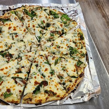 B, Pizza - Florentine pizza - Pizza Near Me - Conover, Ohio