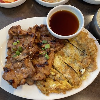 So Gong Dong Restaurant - BBQ Combo BBQ Combo Special C Meat Jun & BBQ Chicken $21.55 - Korean Near Me - Honolulu, Hawaii So Gong Dong Restaurant - BBQ Combo BBQ Combo Special C Meat Jun & BBQ Chicken $21.55 - Korean Near Me - Honolulu, Hawaii