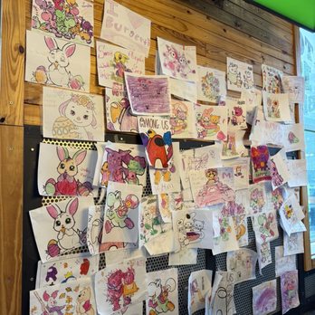 BURGERFI - Inside wall of art - Burgers Near Me - Commack, New York