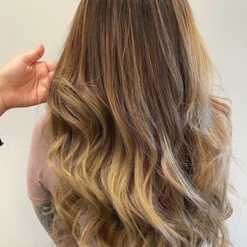Cristinas Chair - Touch up balayage - Blow Dry/Out Services Near Me - Roseville, California Cristinas Chair - Touch up balayage - Blow Dry/Out Services Near Me - Roseville, California