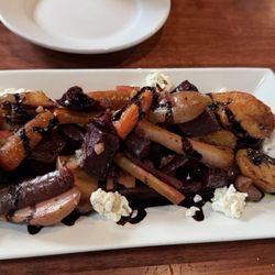 Nomad Pizza - Roasted beet salad