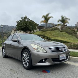 322 Auto Collision  - Brand new fender replacement ( post was dented )