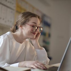 Center for Personal Growth - Connect with us over virtual therapy