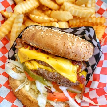 The Hut - Pizza Near Me - Burbank, California The Hut - Pizza Near Me - Burbank, California