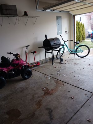 Garage Cleanout - These customers had many items that they wanted for me to cleanout of their garage. I can do the same for you!
