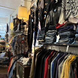 Fly Boutique - Vintage men's and ladies these are so cute for you too