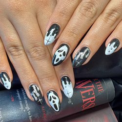 Elegance Nails & Spa - Halloween GelX design