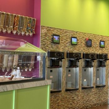 Sweet Yo's - Restaurant Inside - Ice Cream & Frozen Yogurt Near Me - Grandville, Michigan