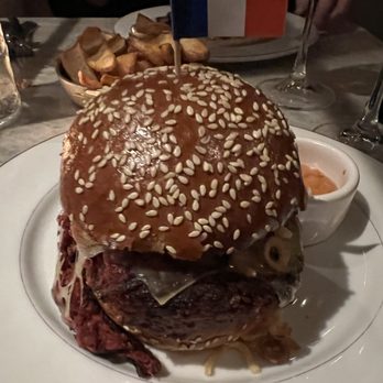 Violet Bistro - French Near Me - Los Angeles, California Violet Bistro - French Near Me - Los Angeles, California