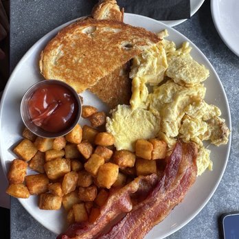 The Mill Street Tavern - ALL AMERICAN BREAKFAST* - Sandwiches Near Me - Mount Pleasant, South Carolina