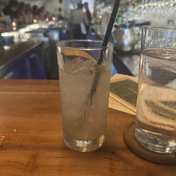 Louie - Cocktail - Italian Near Me - Clayton, Missouri