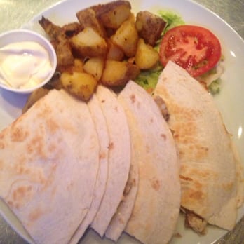 Starzone - Pita au poulet!! Grosse portion excellent!! - Cocktail Bars Near Me - Quebec City, Quebec Starzone - Pita au poulet!! Grosse portion excellent!! - Cocktail Bars Near Me - Quebec City, Quebec