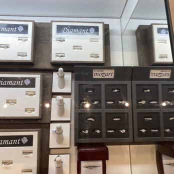 Bijouterie Mozart - Jewelry Near Me - Laval, Quebec