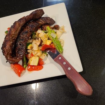 M & J Bistro - Teriyaki Steak w/mashed potatoes & seasonal vegetables - New American Near Me - Tracy, California