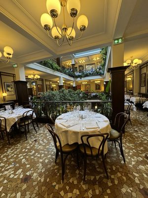 Le Café du Commerce by null