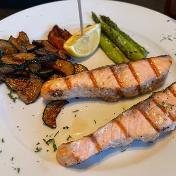 PINO - Salmon with veggies - Italian Near Me - Phoenix, Arizona PINO - Salmon with veggies - Italian Near Me - Phoenix, Arizona