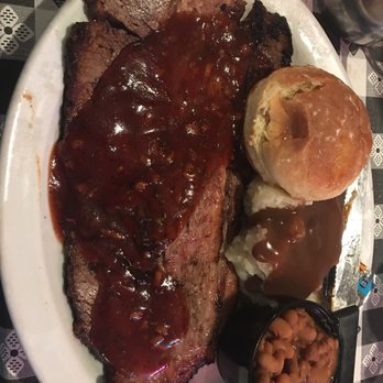 Willow Ranch - Beef Brisket. Get a slice of meat and make a sandwich with the roll. - Barbeque Near Me - Buttonwillow, California Willow Ranch - Beef Brisket. Get a slice of meat and make a sandwich with the roll. - Barbeque Near Me - Buttonwillow, California