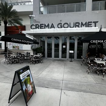 Crema Gourmet - Outdoor seating from when the weather is lovely - Breakfast & Brunch Near Me - Dania Beach, Florida Crema Gourmet - Outdoor seating from when the weather is lovely - Breakfast & Brunch Near Me - Dania Beach, Florida