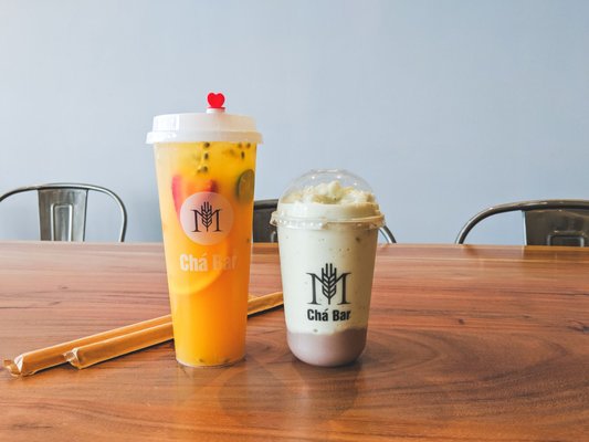 M Chá Bar (Hwy400 & Rutherford) by null