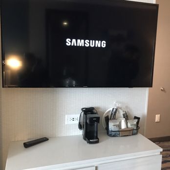 SpringHill Suites by Marriott Huntington Beach Orange County - Tv and coffee maker - Hotels Near Me - Huntington Beach, California SpringHill Suites by Marriott Huntington Beach Orange County - Tv and coffee maker - Hotels Near Me - Huntington Beach, California