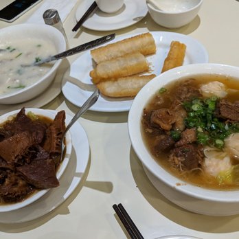 Chi's Congee & Noodle House - Chinese Near Me - Mississauga, Ontario