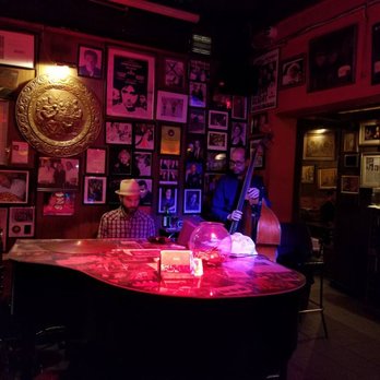 Arturo's - Live Jazz at Arturo's - Italian Near Me - New York, New York
